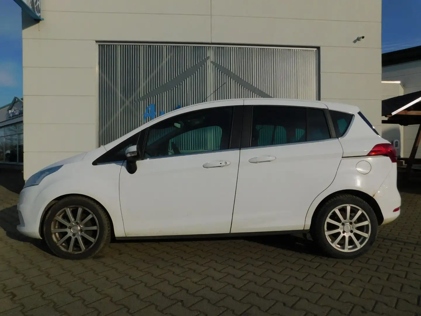 Ford B-Max 1.6 TDCi Titanium Navi/Teilleder/PDC/SH Fehér - 2