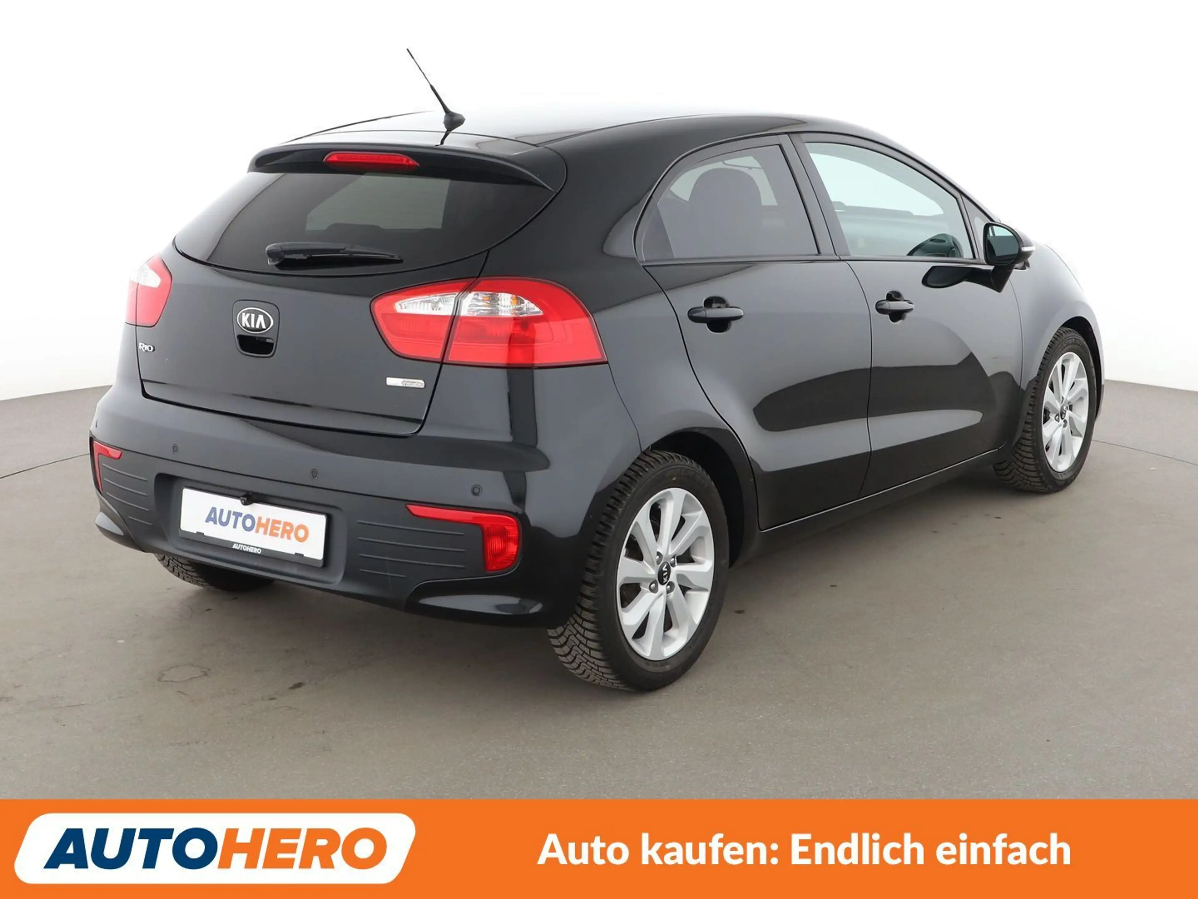 Kia Rio 1.2 UEFA Euro 2016*CAM*PDC*SHZ*ALU*KLIMA* — photo 6