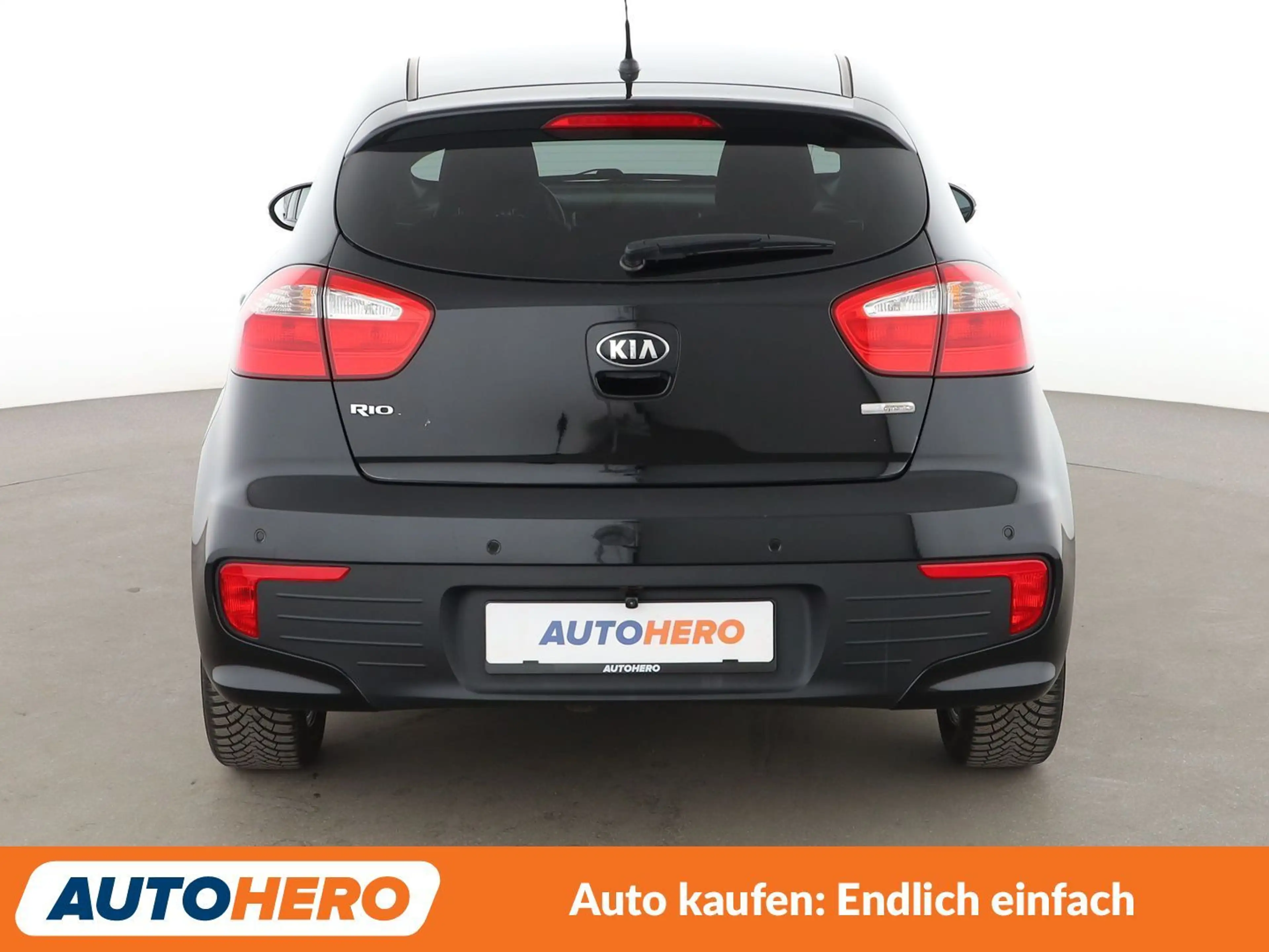 Kia Rio 1.2 UEFA Euro 2016*CAM*PDC*SHZ*ALU*KLIMA* — photo 5