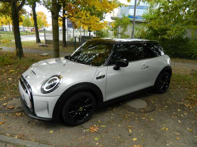 Imagine MINI Cooper SE MINI 3-TÜRER Elektro Trim S