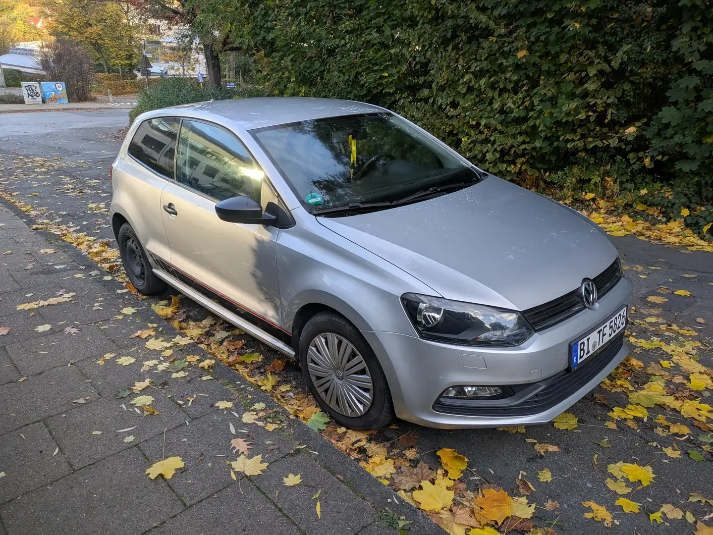 Volkswagen Polo 1.0 BlueMotion 6R - 1