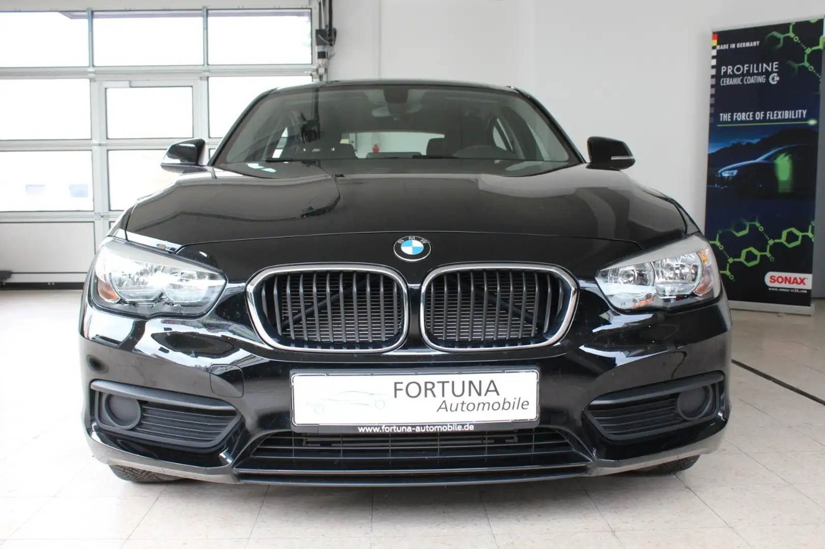 BMW 116 i Klima PDC Sitzheizung LM-Räder Schwarz - 2