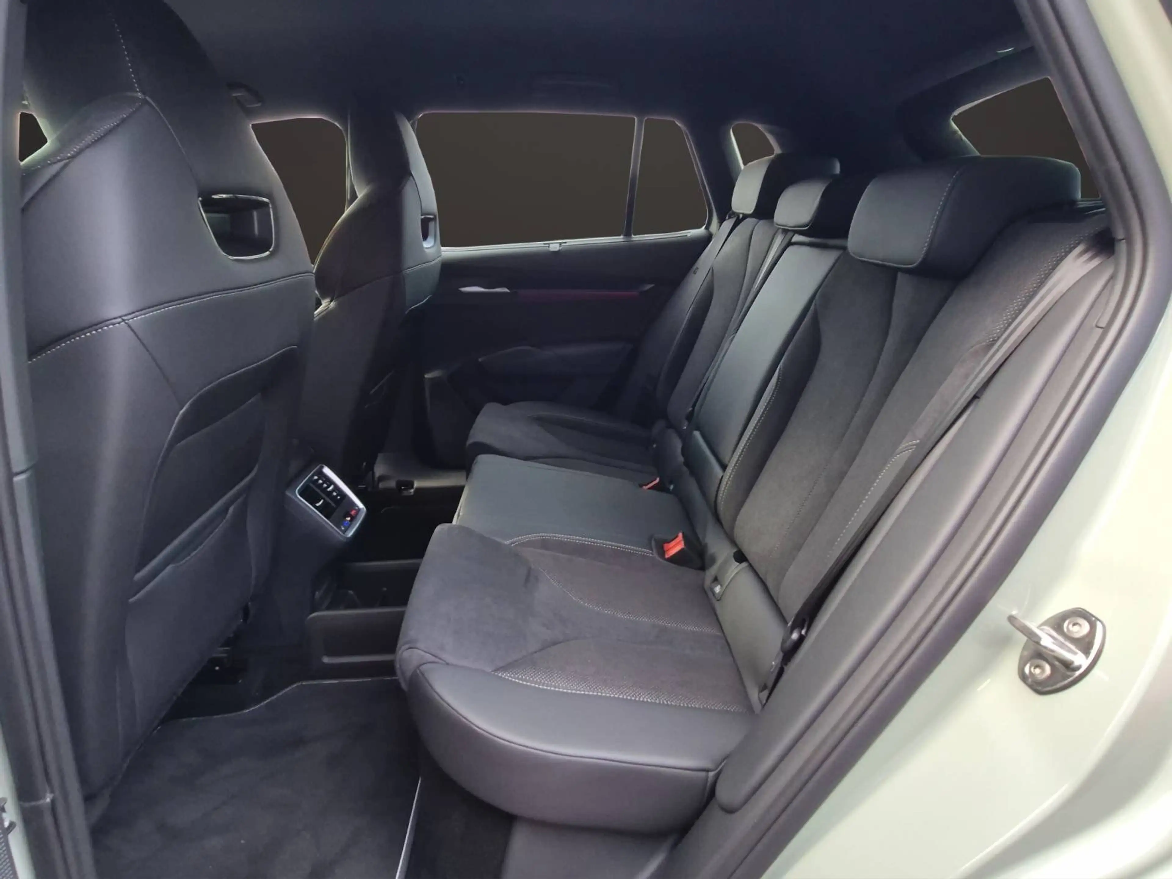 Skoda Elroq 85 x Sportline — photo 18