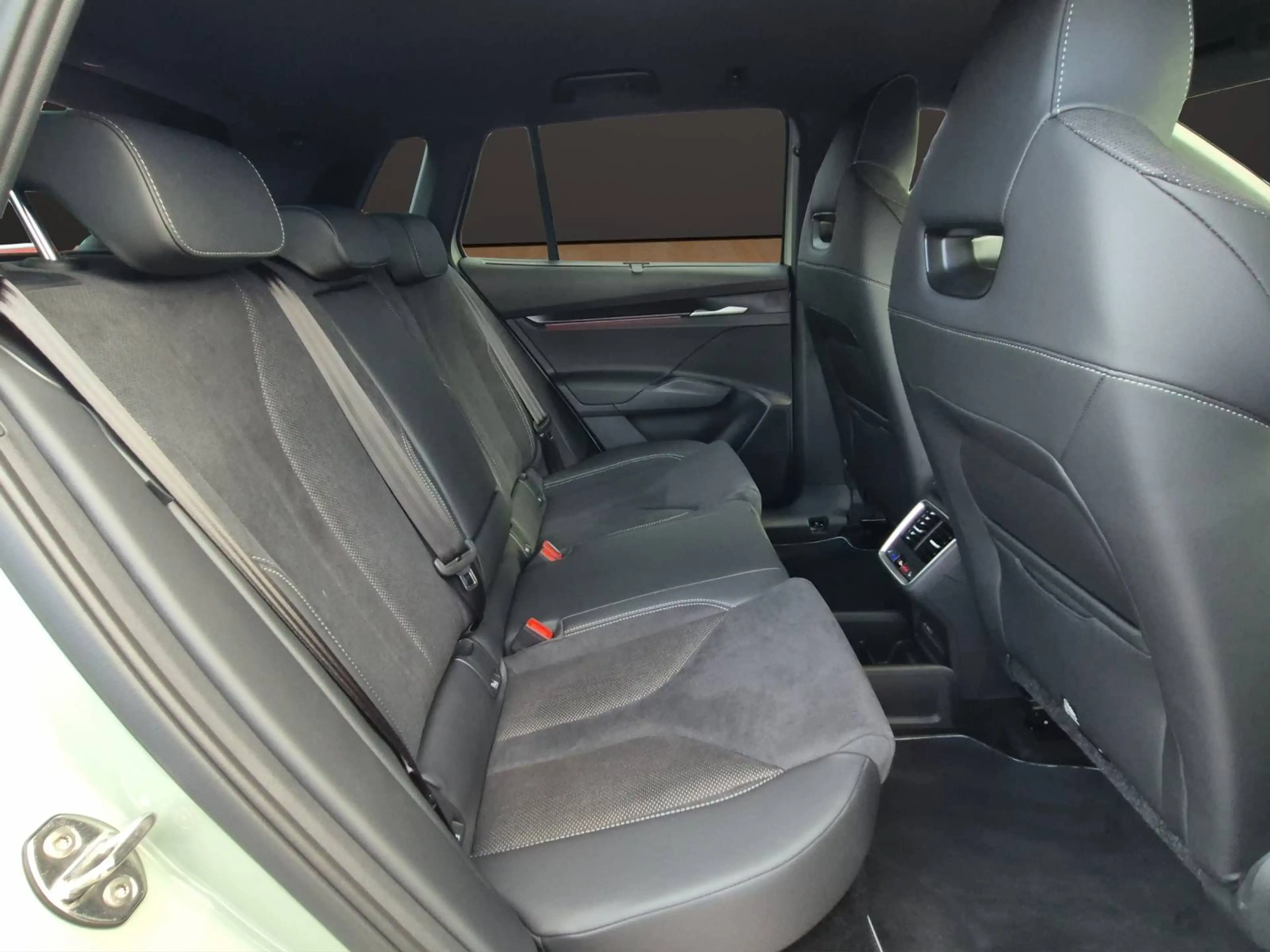 Skoda Elroq 85 x Sportline — photo 20