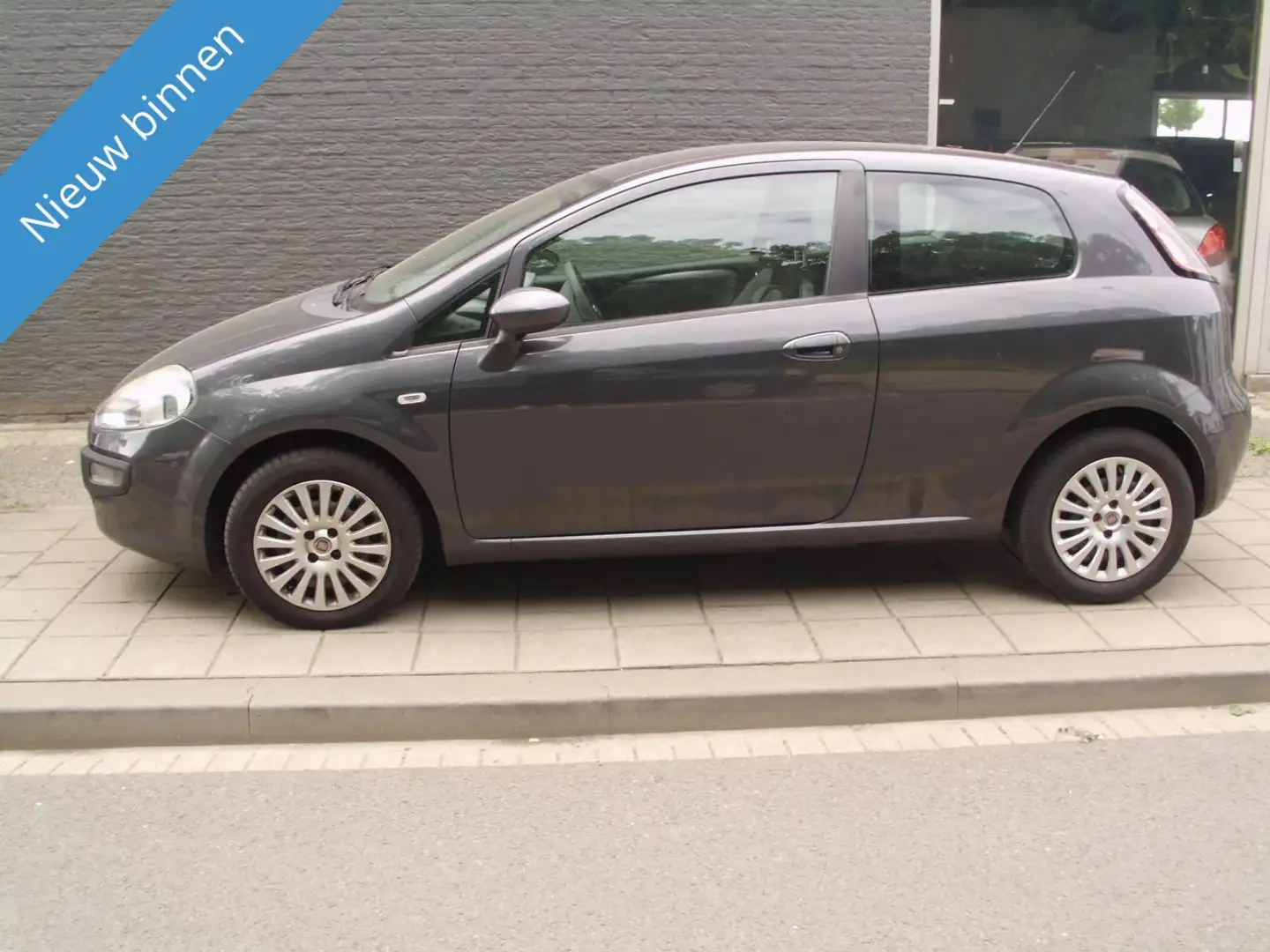 Fiat Punto FIAT 1.3 DIESEL MET AIRCO Grijs - 2