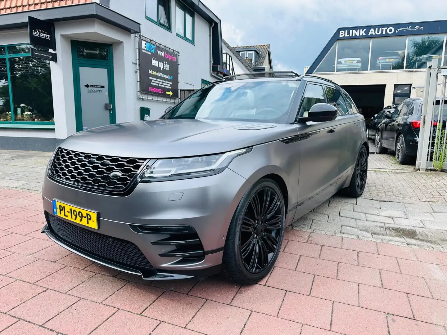 Land Rover Range Rover Velar 3.0 V6 AWD HSE Panormadak Leder Garantie. Camera Gris - 1