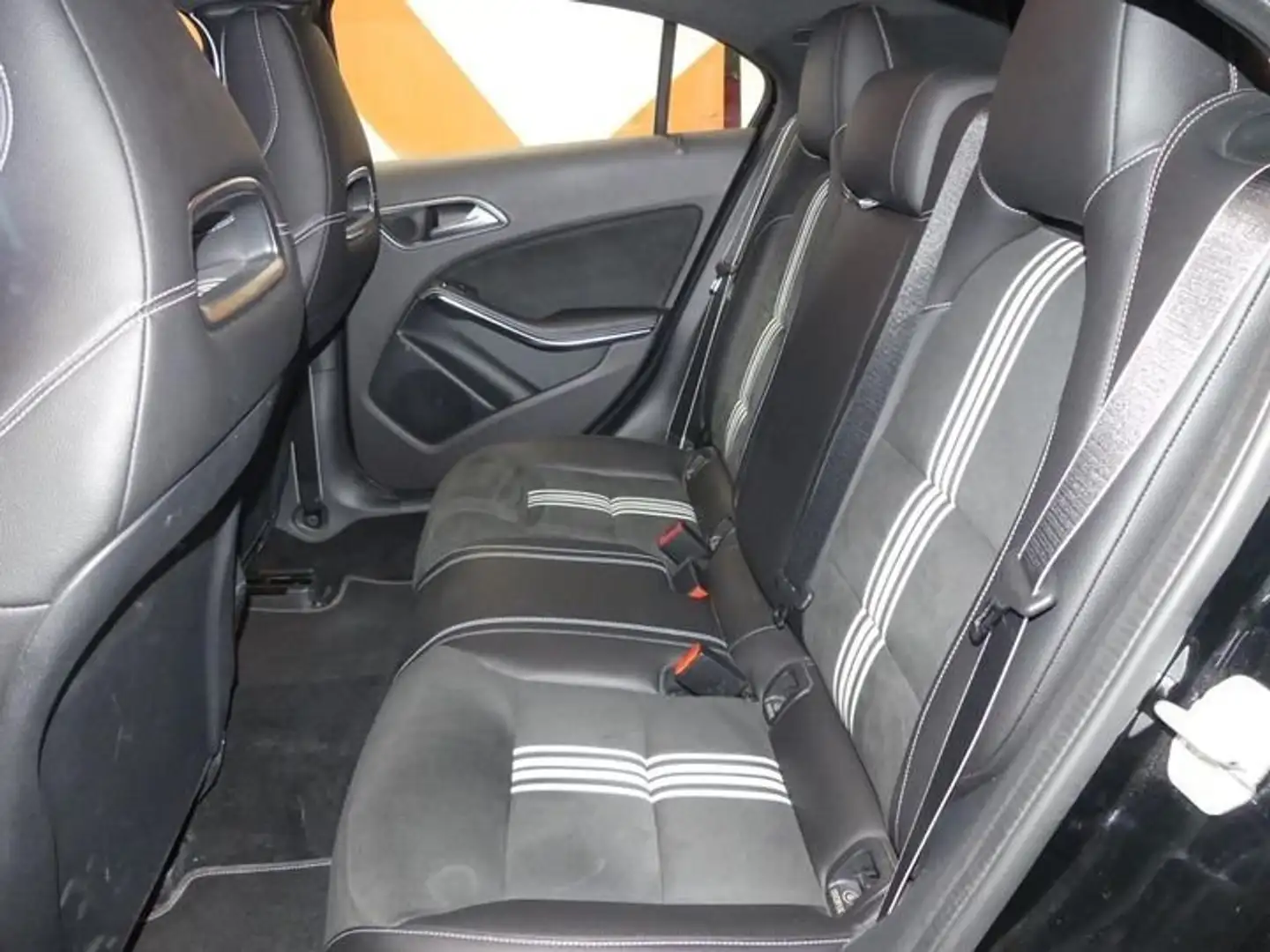 Mercedes-Benz A 180 A 180 CDI Classic Zwart - 2