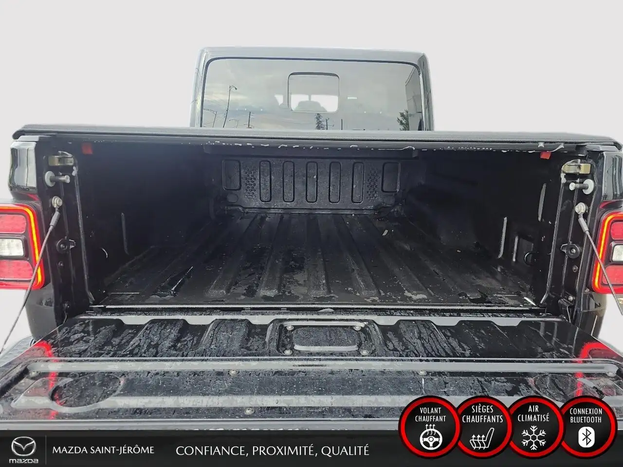 Jeep Gladiator photo Jeep Gladiator