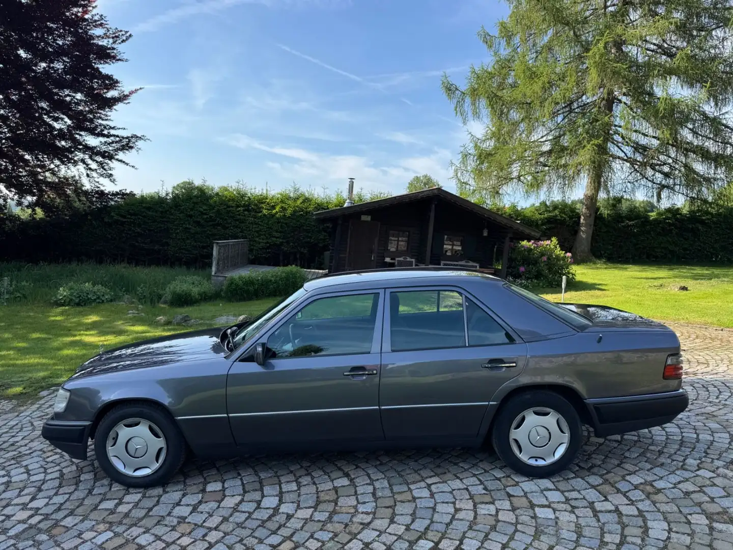 Mercedes-Benz 300 D W124 4V 136PS rostfrei Facelift! Szary - 1