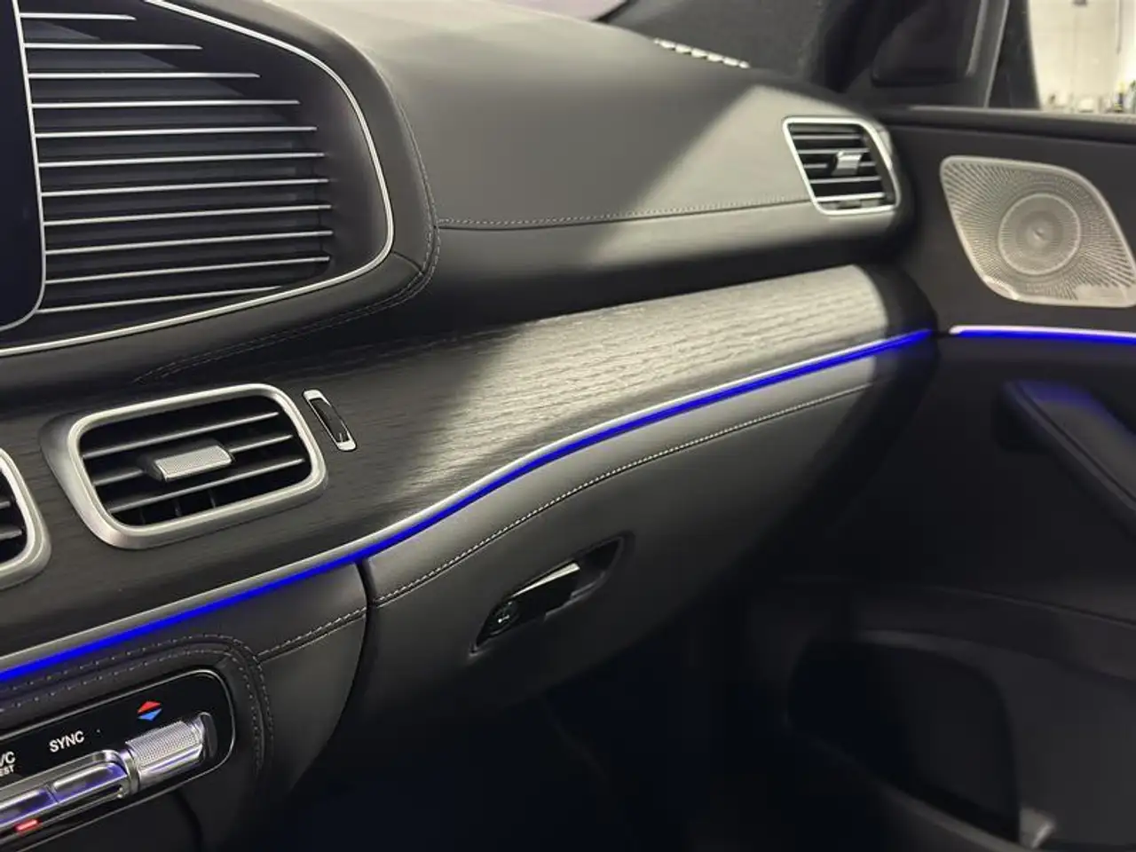 Mercedes-Benz GLE снимка Mercedes-Benz GLE