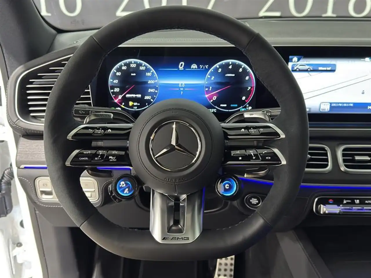 Mercedes-Benz GLE снимка Mercedes-Benz GLE