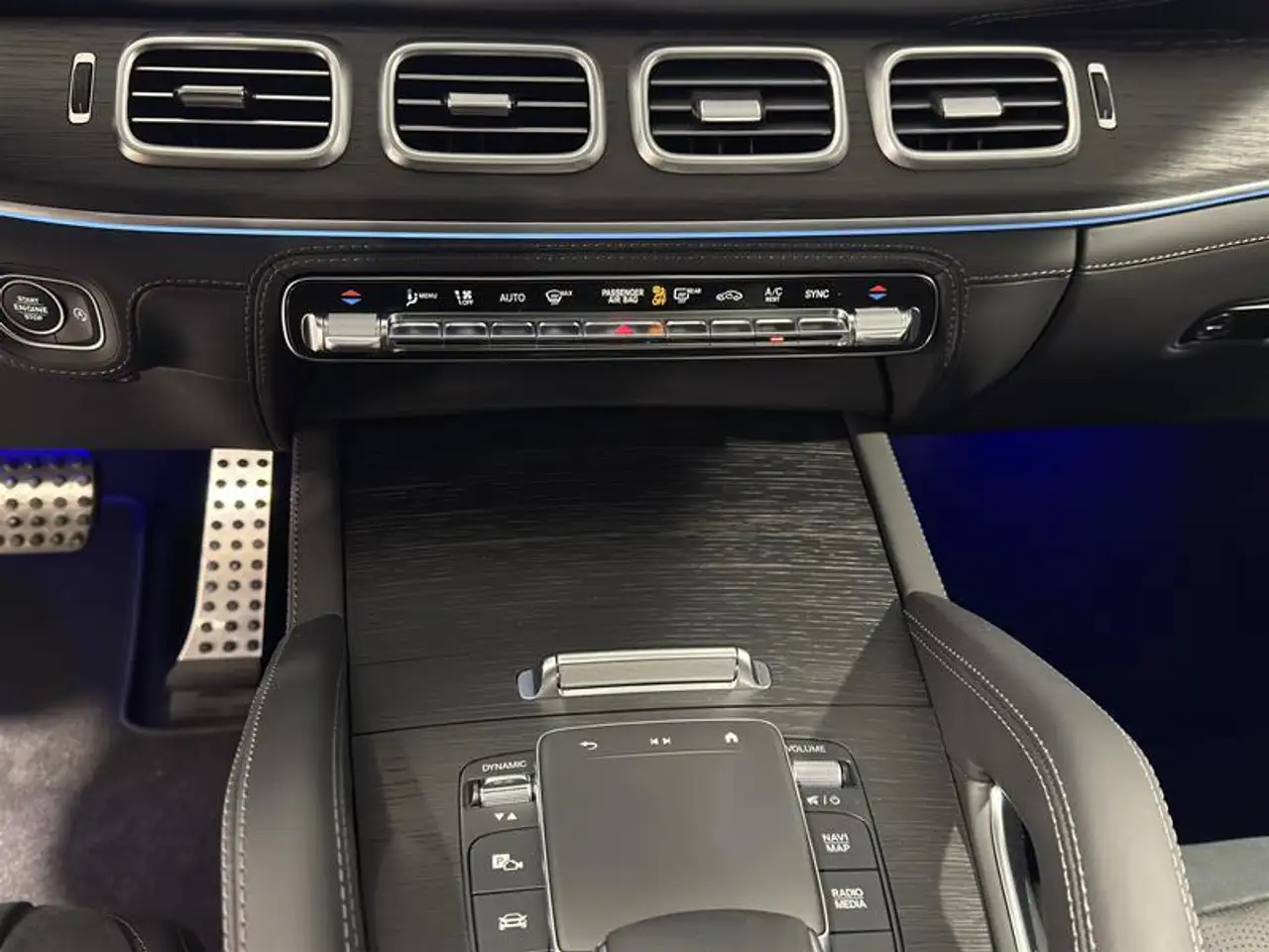 Mercedes-Benz GLE снимка Mercedes-Benz GLE