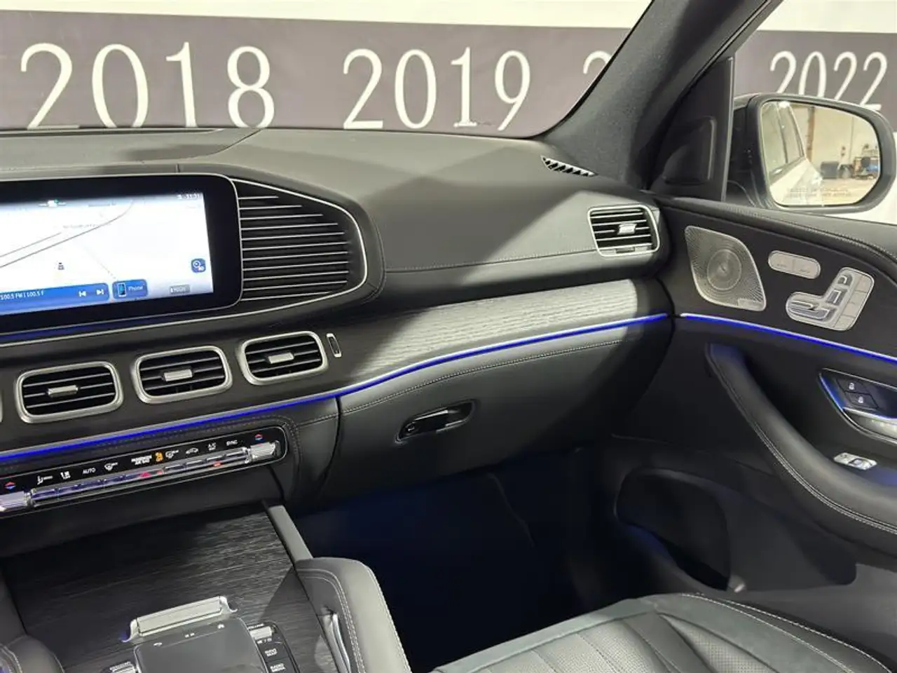 Mercedes-Benz GLE снимка Mercedes-Benz GLE