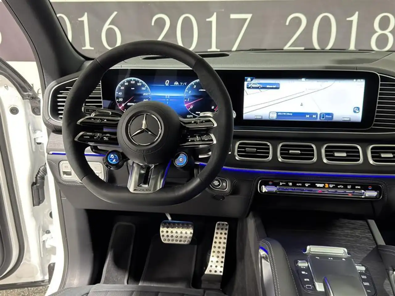 Mercedes-Benz GLE снимка Mercedes-Benz GLE