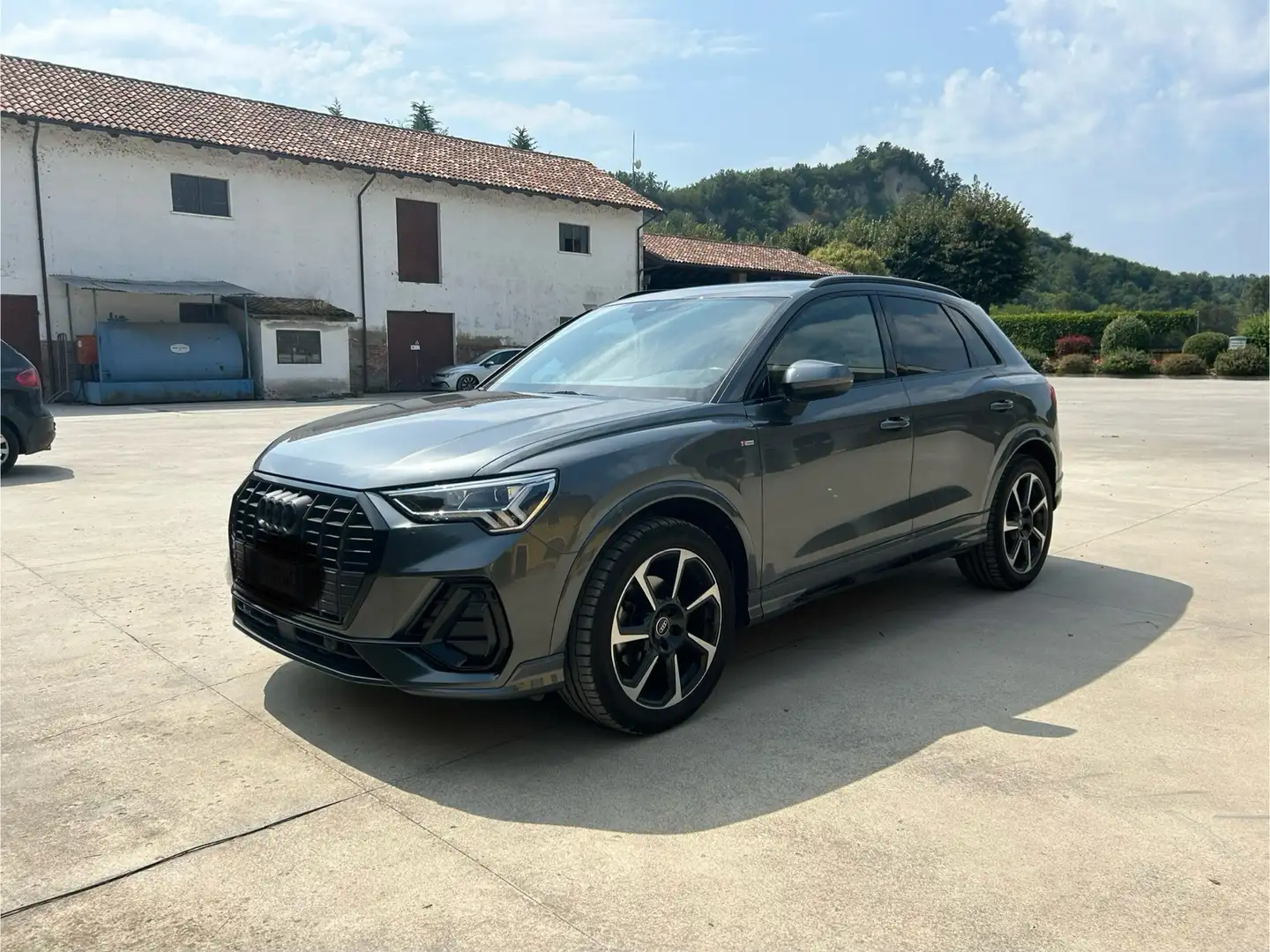 Audi Q3 S line Grigio - 1