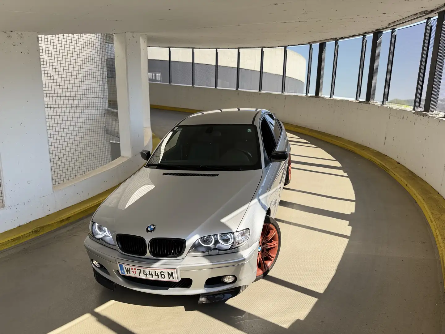 BMW 320 320D - 1
