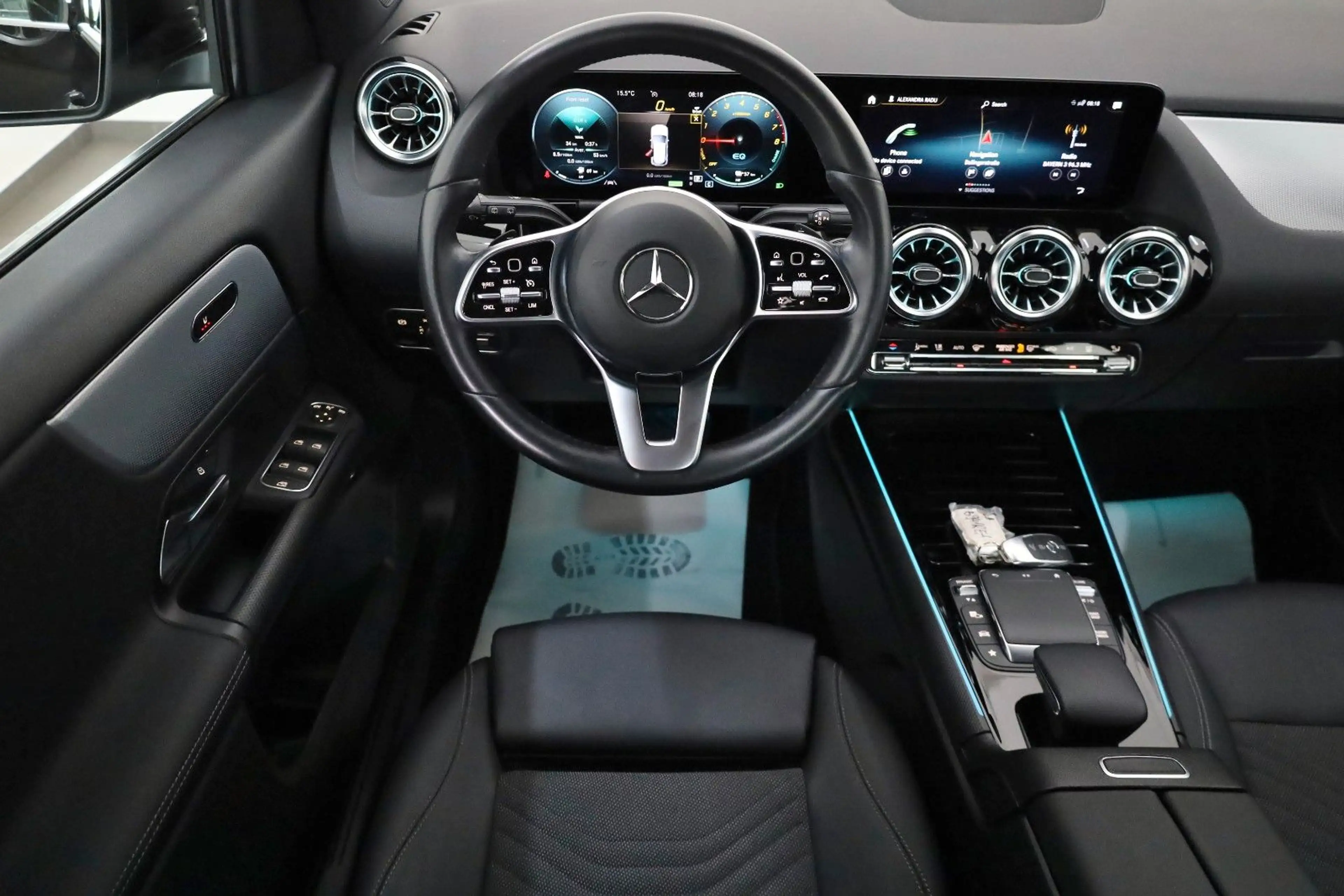 Mercedes-Benz GLA 250 e Style Navi,Park P,Kamera,T.Leder,SH,LED — photo 10
