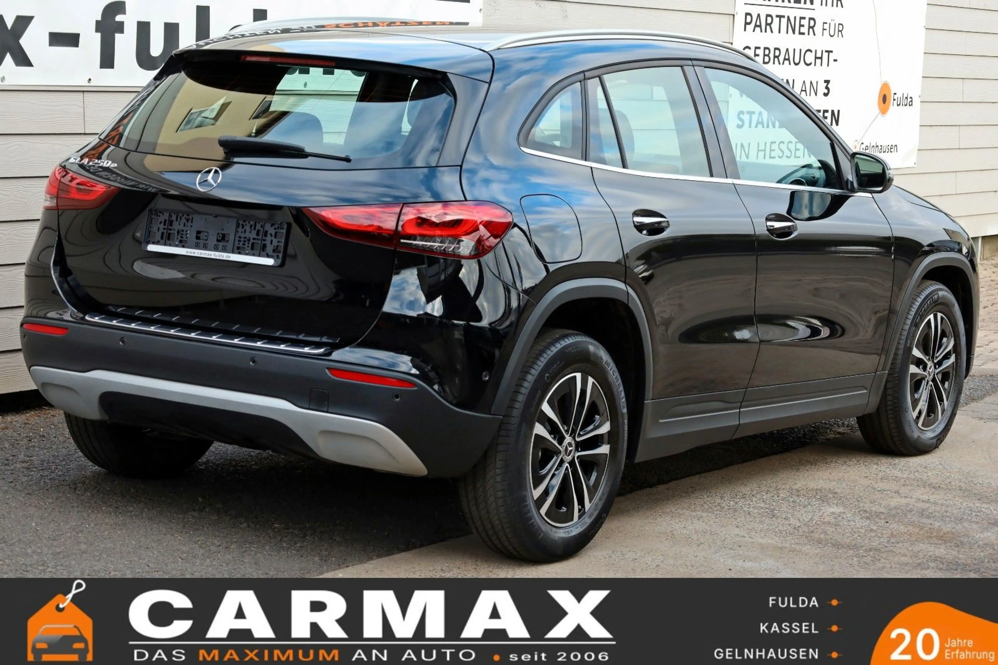 Mercedes-Benz GLA 250 e Style Navi,Park P,Kamera,T.Leder,SH,LED — photo 15