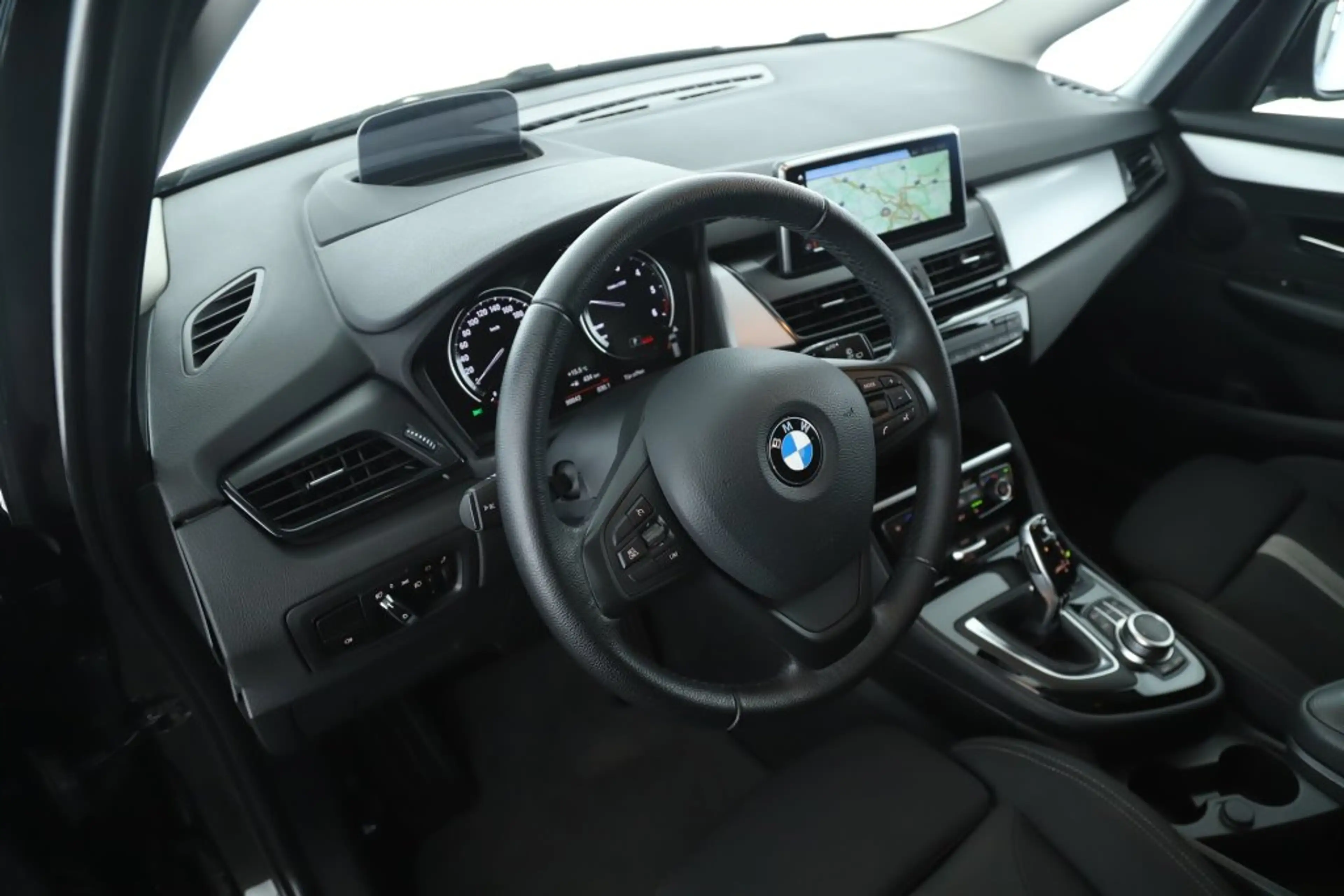 BMW 216 d Gran Tourer Autom LED NAVI HUD SPORTSITZE 17ZOLL — photo 9