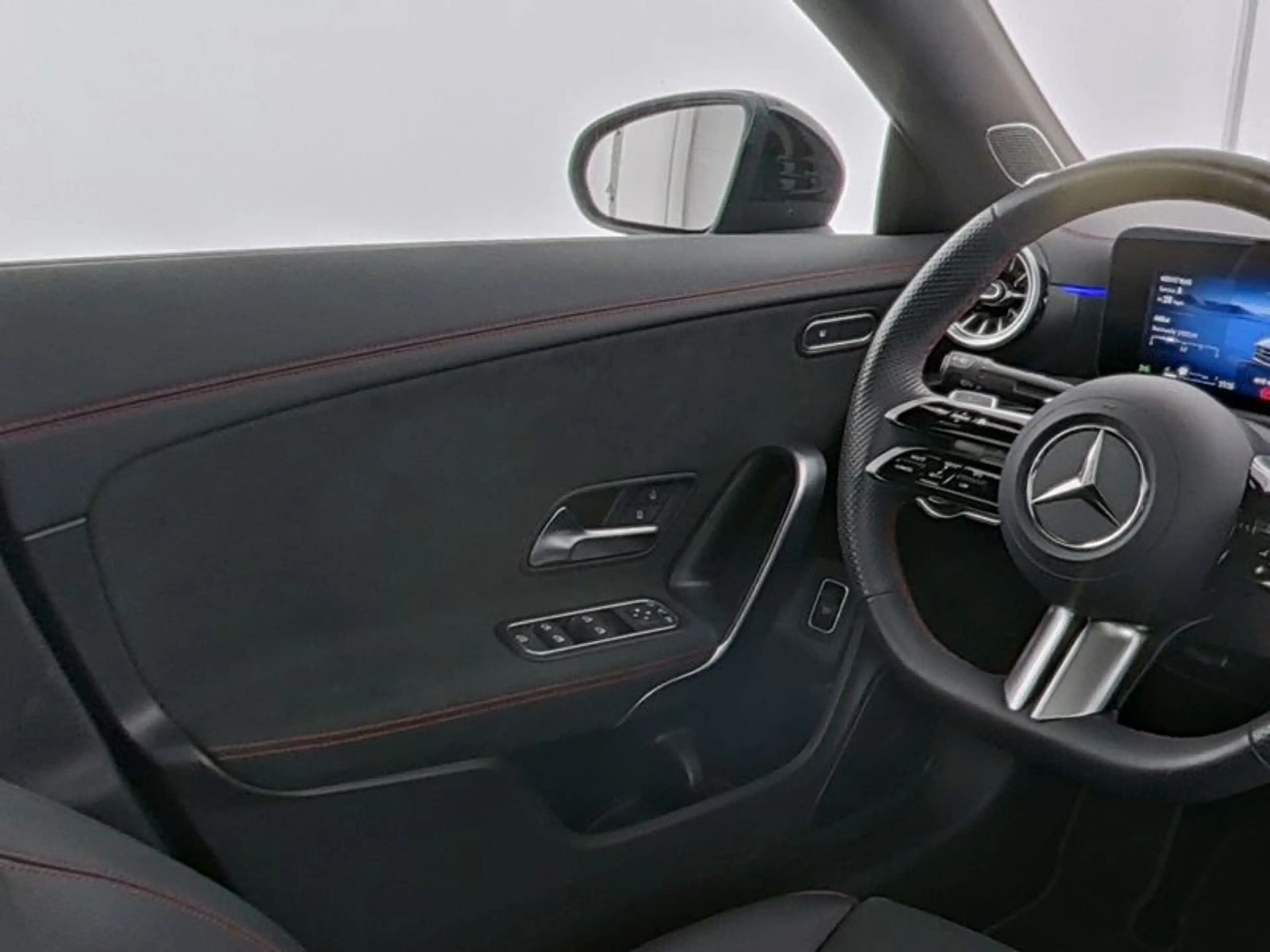 Mercedes-Benz CLA 220 d Coupé AMG-Sport/MLB/Pano/Burm/Night/19 — photo 9