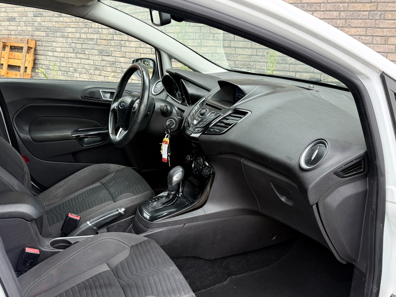 Ford Fiesta 1.0 EcoBoost Titanium Automaat — photo 6