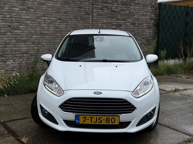 Ford Fiesta 1.0 EcoBoost Titanium Automaat — photo 2