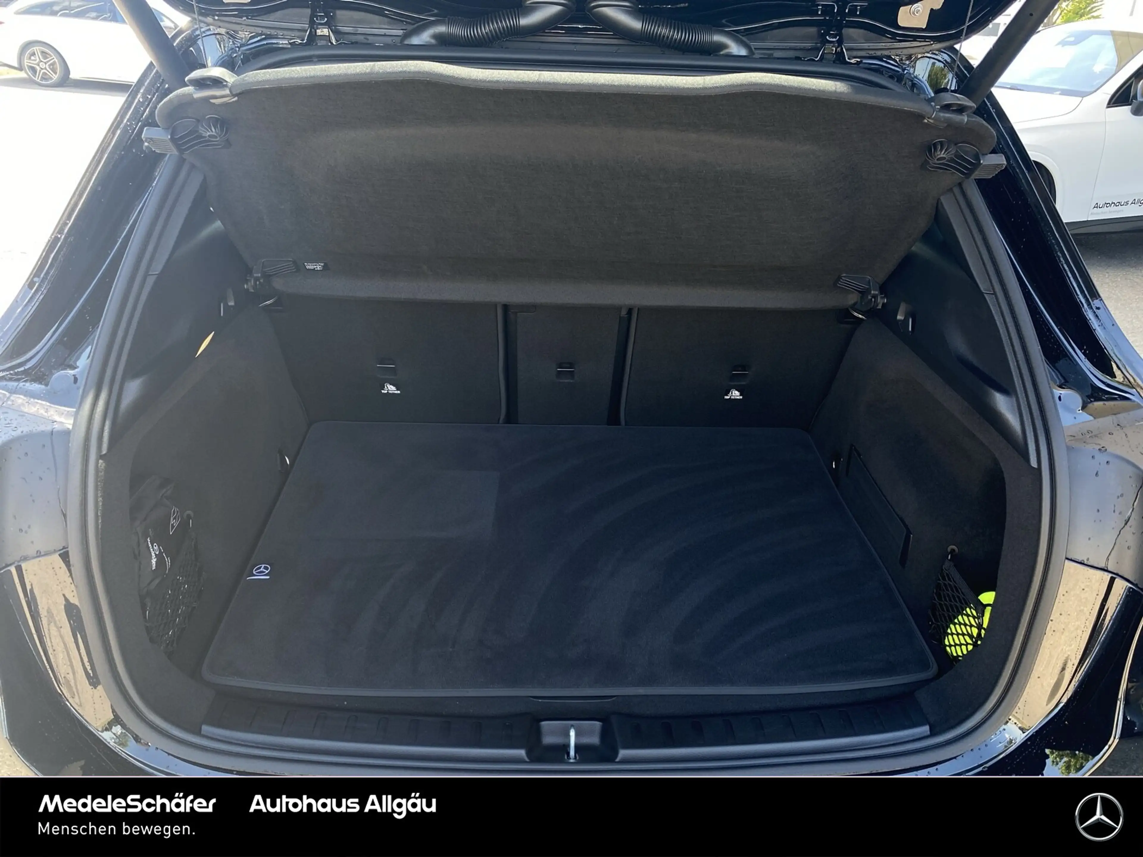 Mercedes-Benz EQA 350 EQA 350 4M AMG Vorr.-Distronic VZ-Assi Kamera LED — photo 5