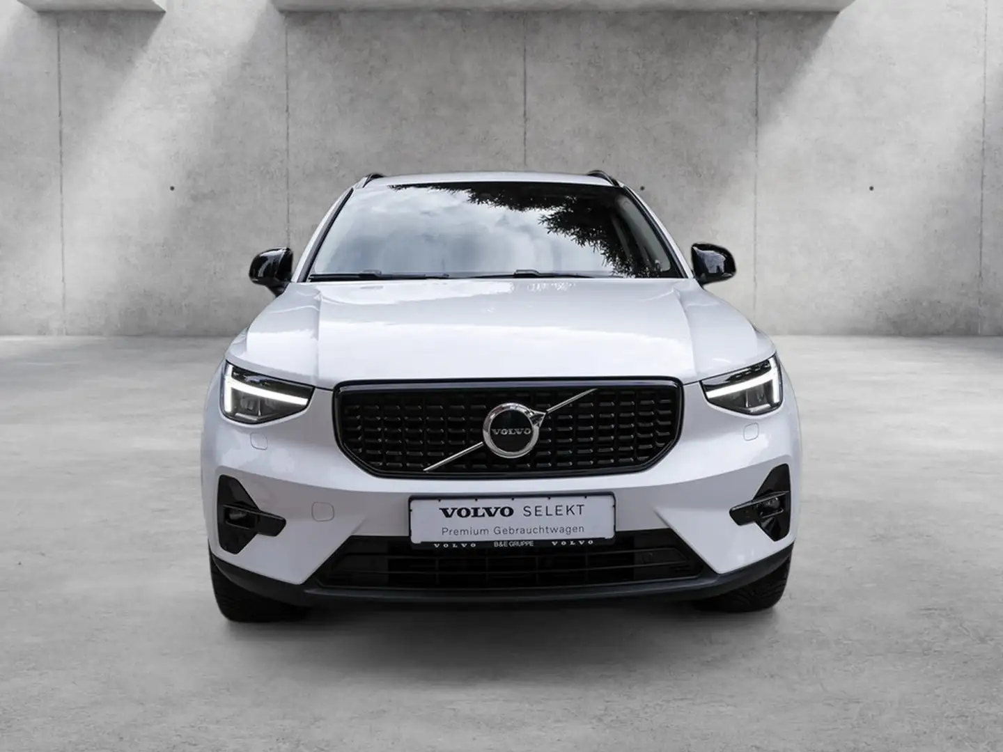 Volvo XC40 T5 Recharge Plug-In Hybrid Plus Dark LED Weiß - 2