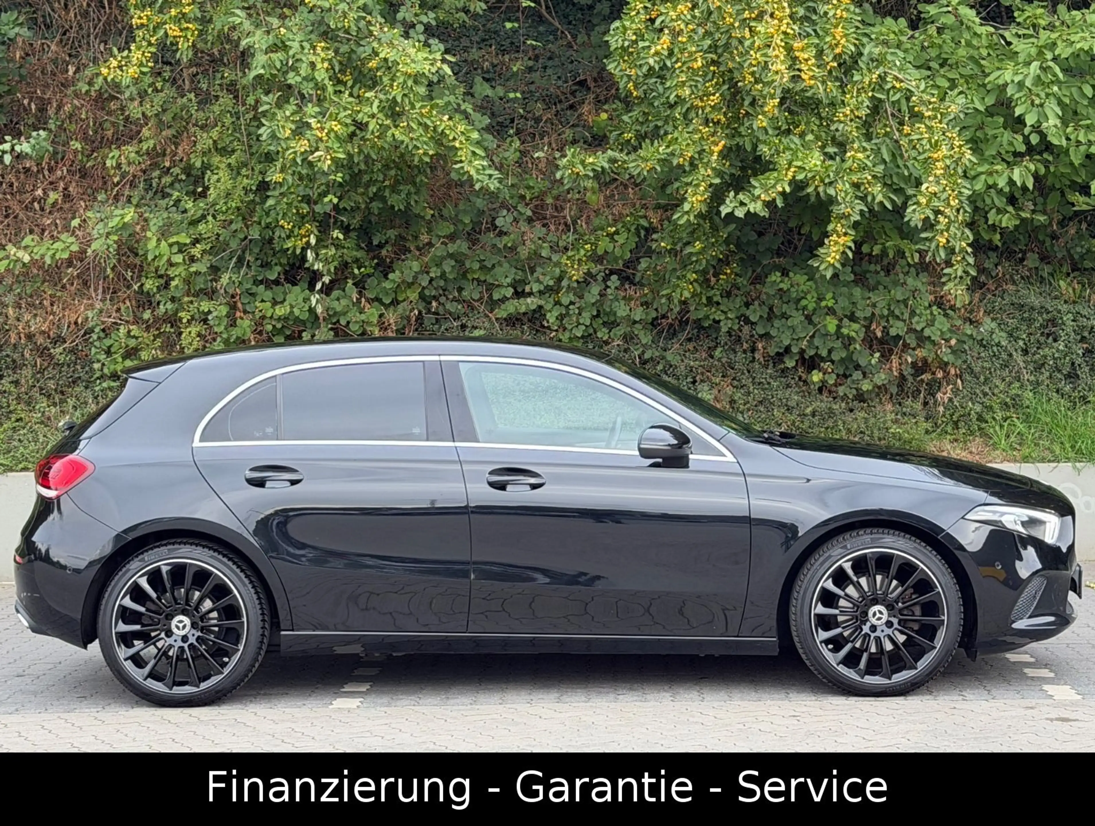 Mercedes-Benz A 200 AUTOMATIK/LED/19"/2HAND/AMBIENTE/LEDER — photo 4