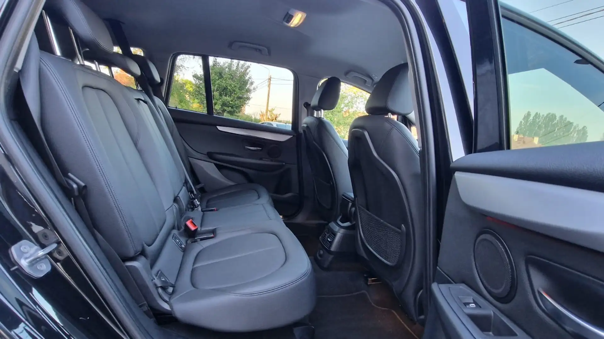 BMW 216 Active Tourer d 5 places Noir - 1