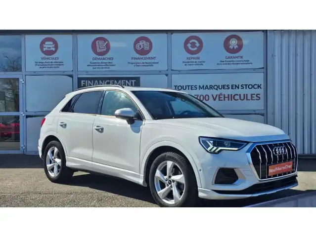 Audi Q3 main image