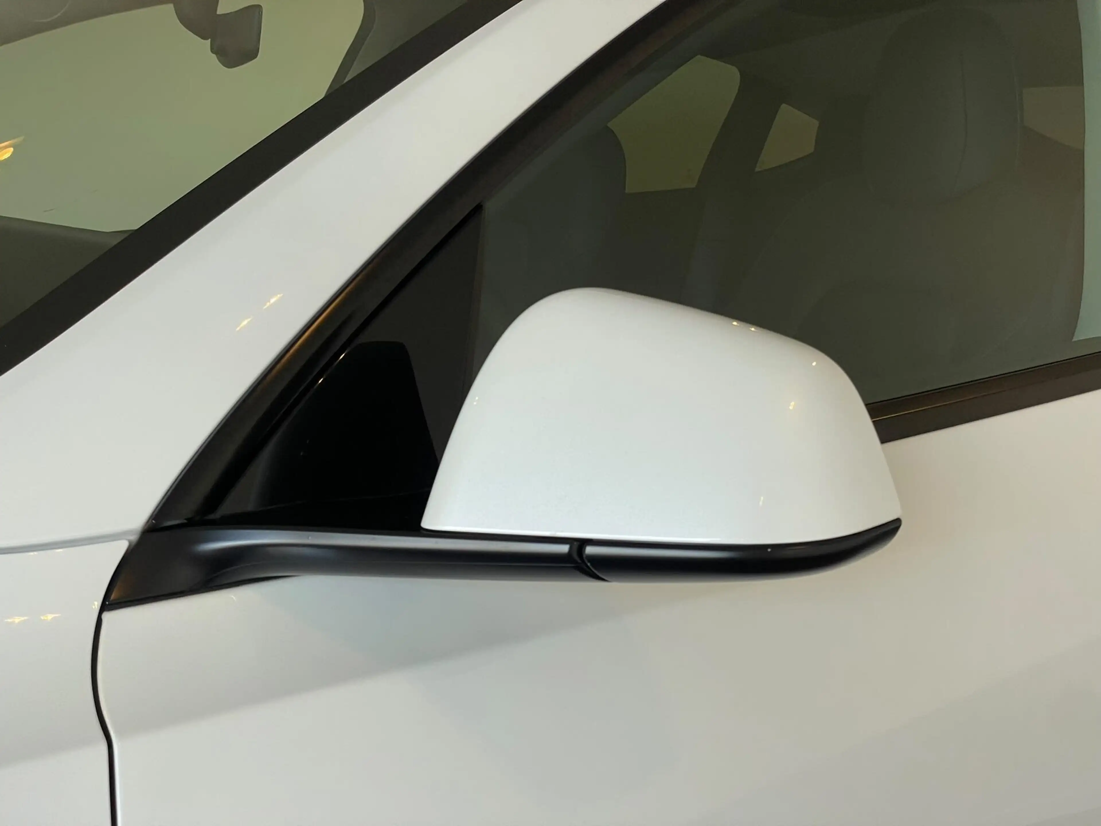 Tesla Model Y Long Range AWD 75 kWh — photo 7