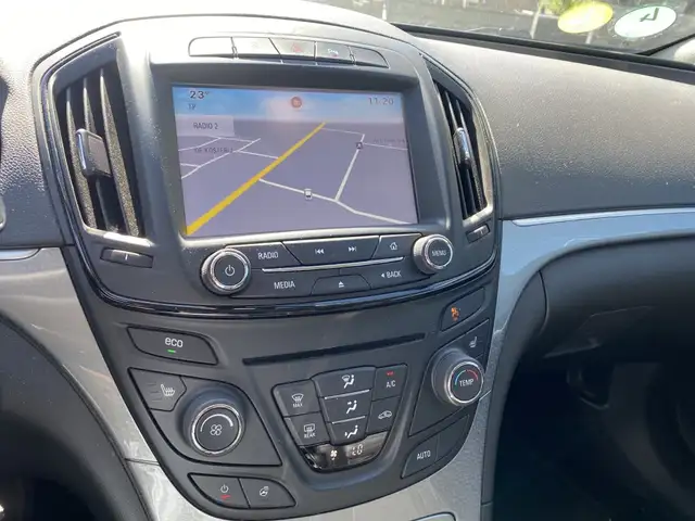 Opel Insignia view 11