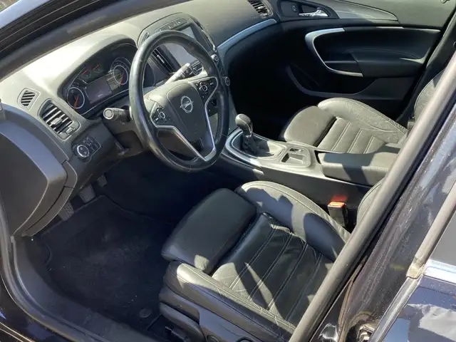 Opel Insignia view 14