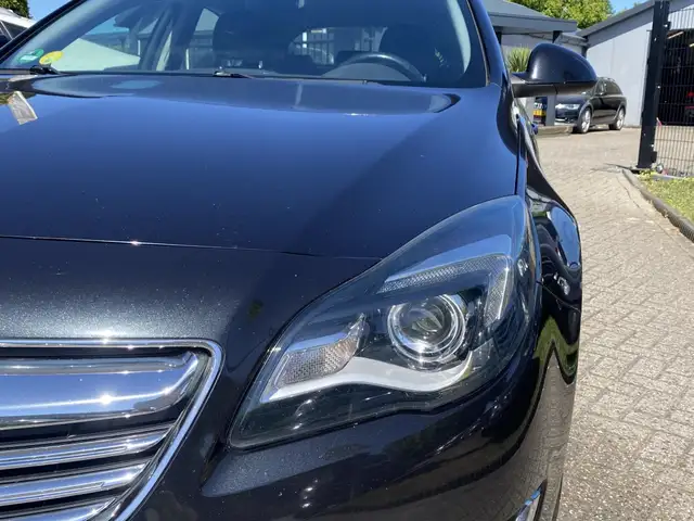 Opel Insignia view 9