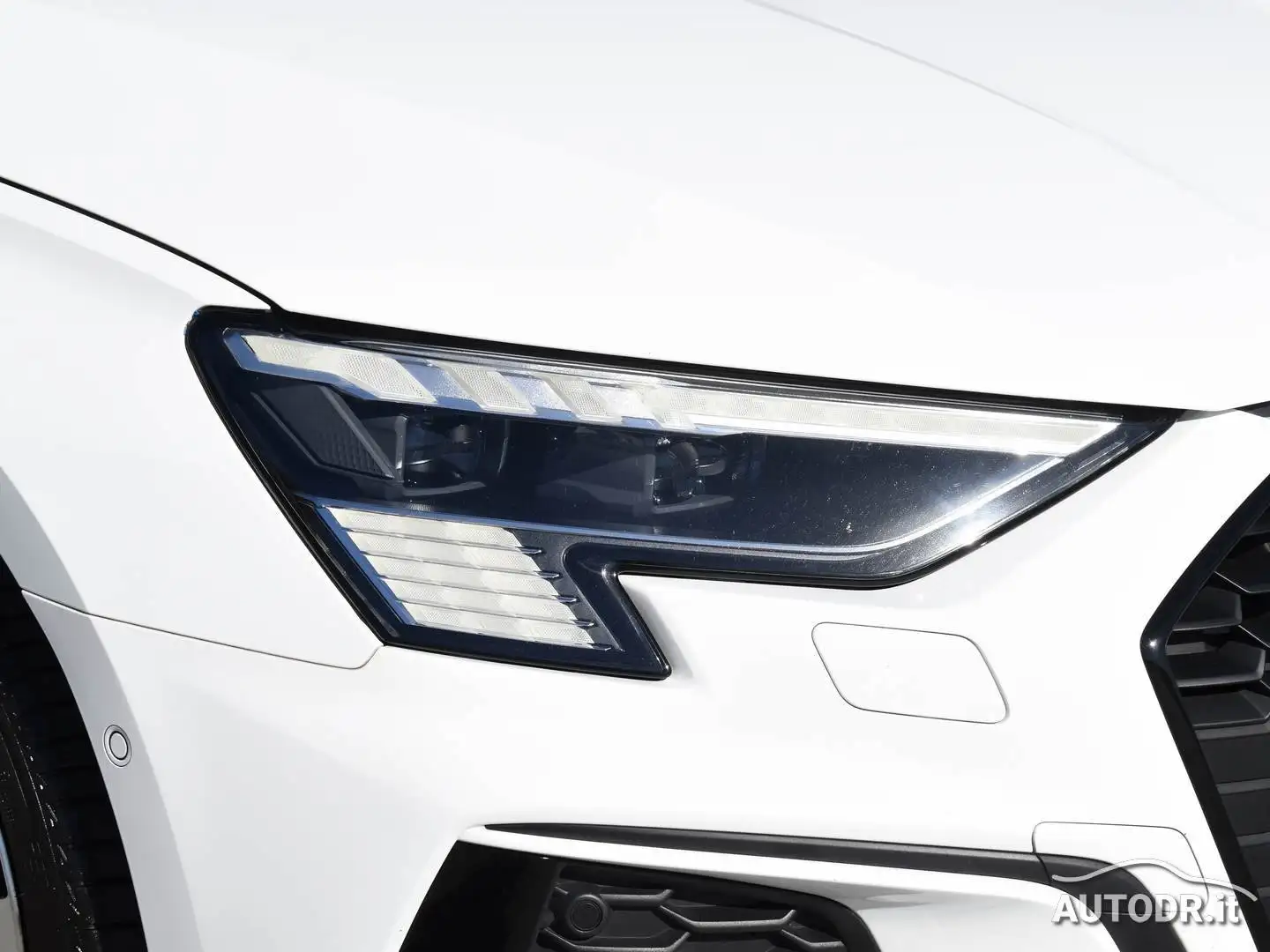 Audi A3 SPB 30 G-Tron S-Tronic 2xS-Line FARI MATRIX, FULL Bianco - 2