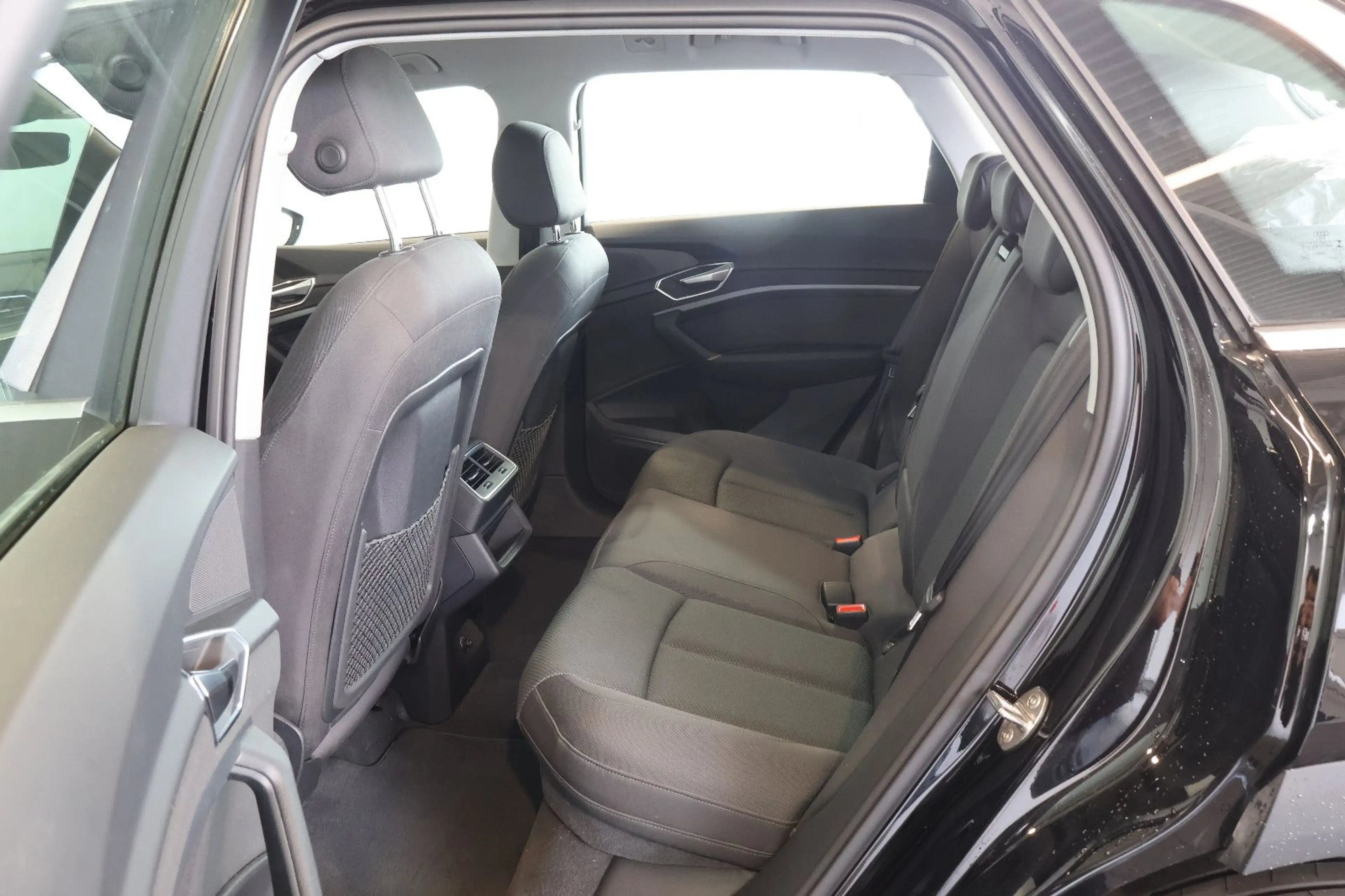 Audi e-tron 55 quattro LUFT+VIRTUAL+KEY+LED — photo 11