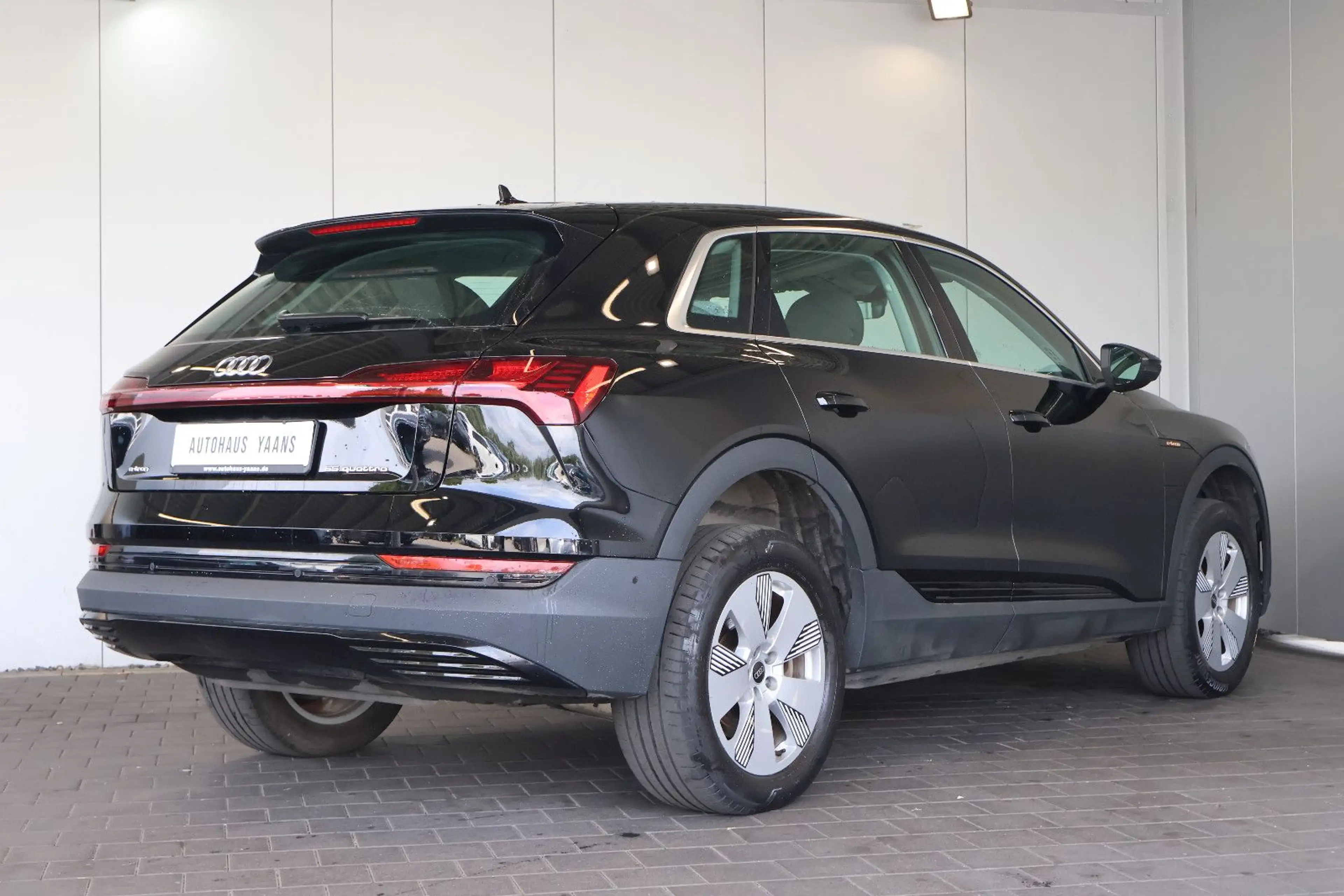 Audi e-tron 55 quattro LUFT+VIRTUAL+KEY+LED — photo 4