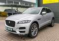 Jaguar F-Pace Prestige 30d NAVI SHZ PANO MERIDIAN Silber - thumbnail 1