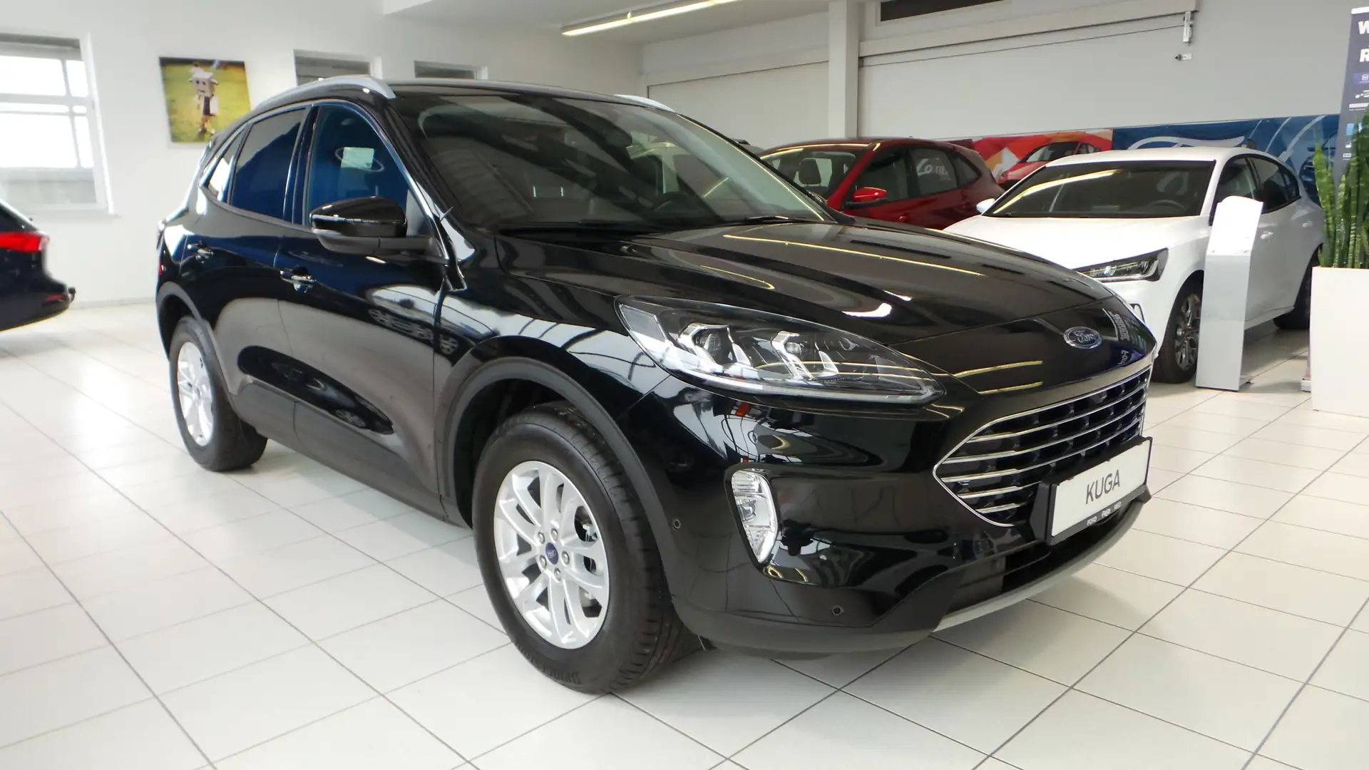 Ford Kuga Titanium X Allrad Automatik Schwarz - 1