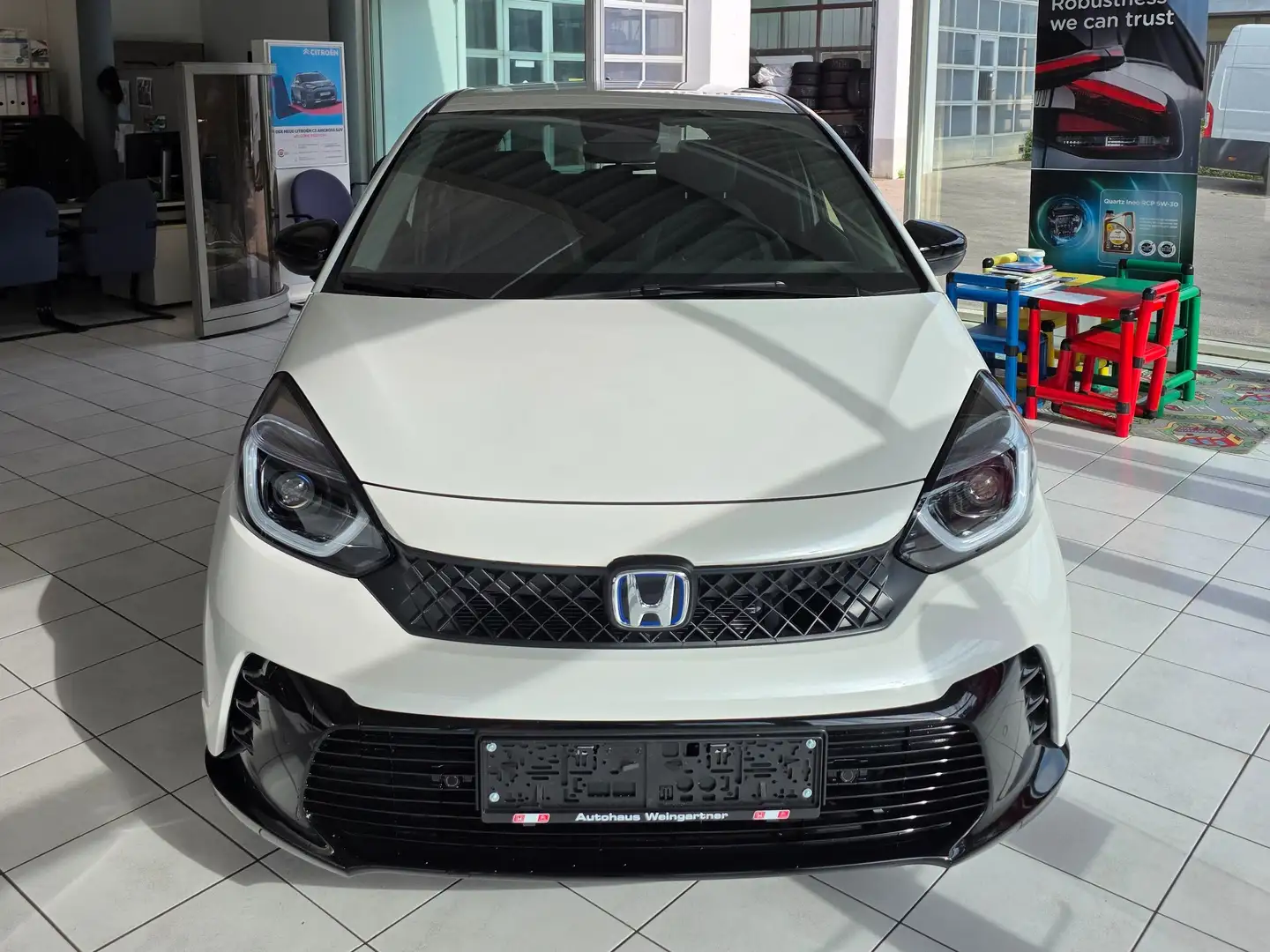Honda Jazz 1.5 i-MMD Hybrid Advance Sport Weiß - 1