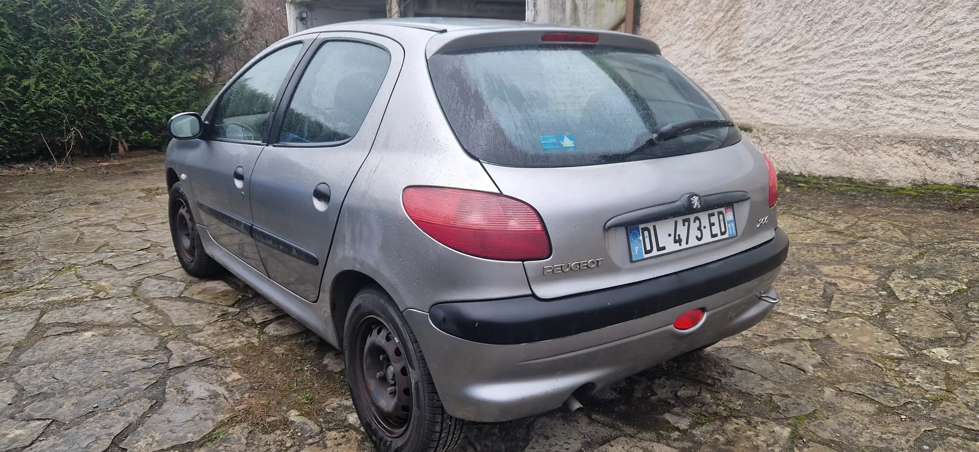 Peugeot 206 206 1.6i 16V XT Premium A - 2
