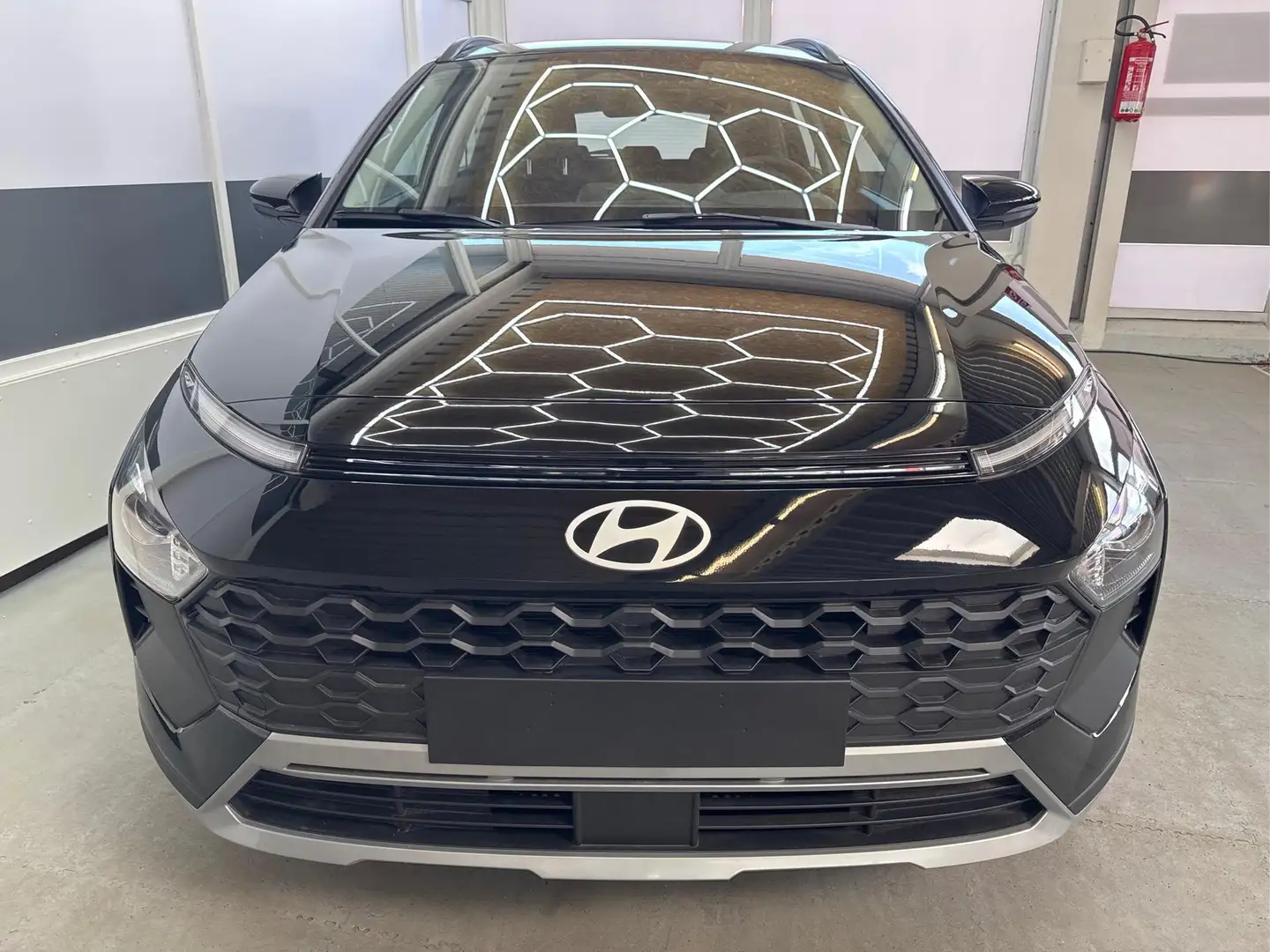 Hyundai BAYON LIFE FL NAVI RFK PDC 1.2 MPI 57,9kW/79PS EURO6 ... Negro - 2