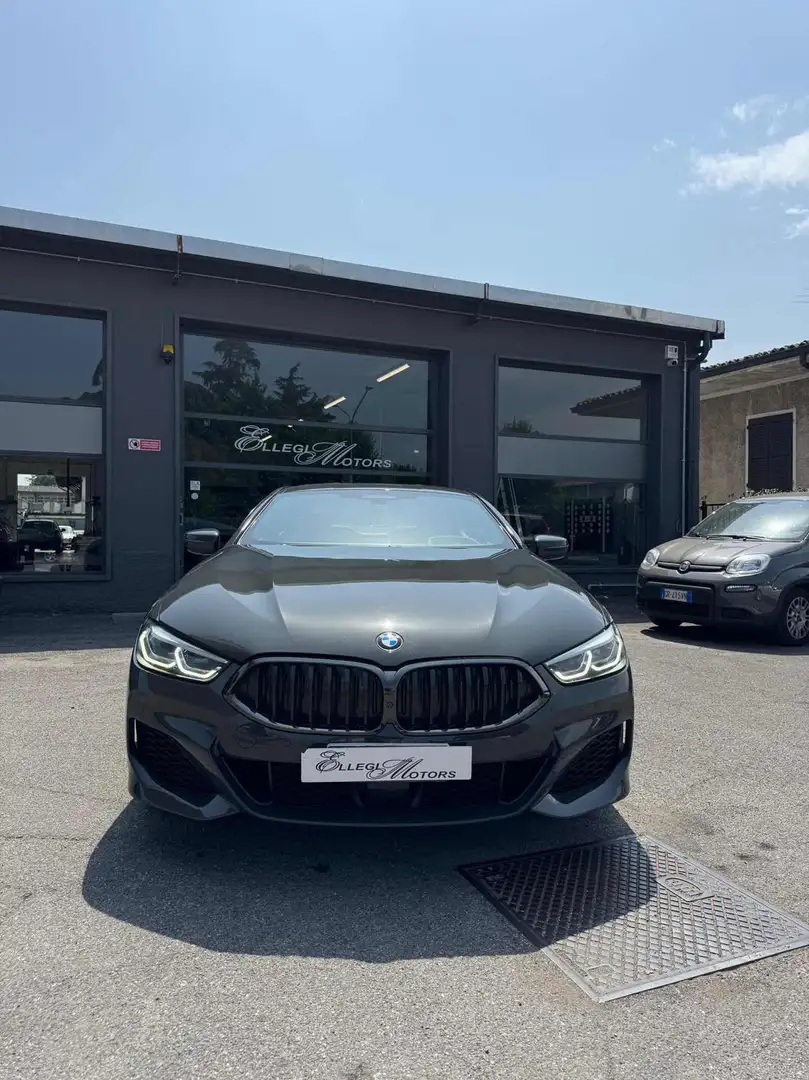 BMW 840 d xDrive Coupé M-SPORT INDIVIDUAL Grey - 2
