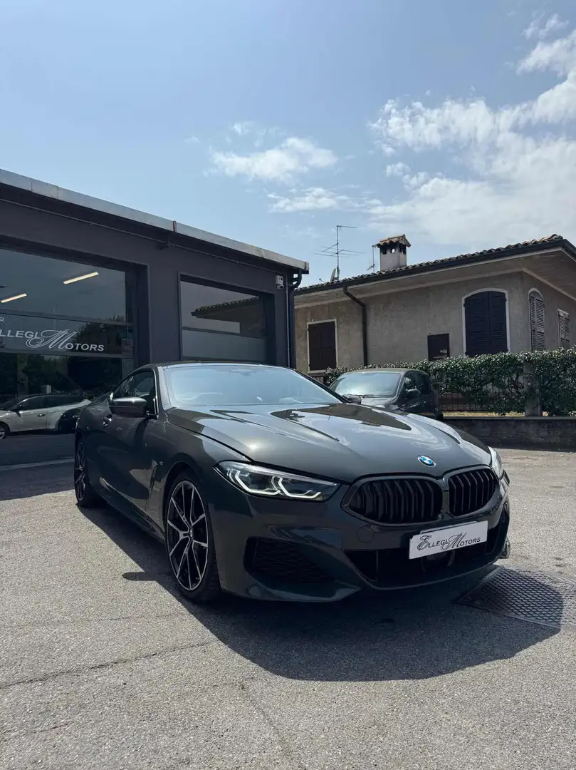 BMW 840 d xDrive Coupé M-SPORT INDIVIDUAL Grey - 1