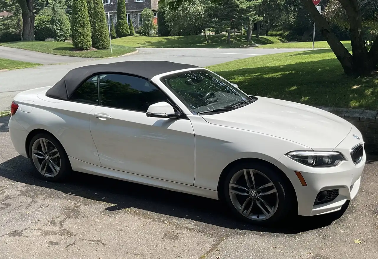 BMW 2 Series снимка BMW 2 Series