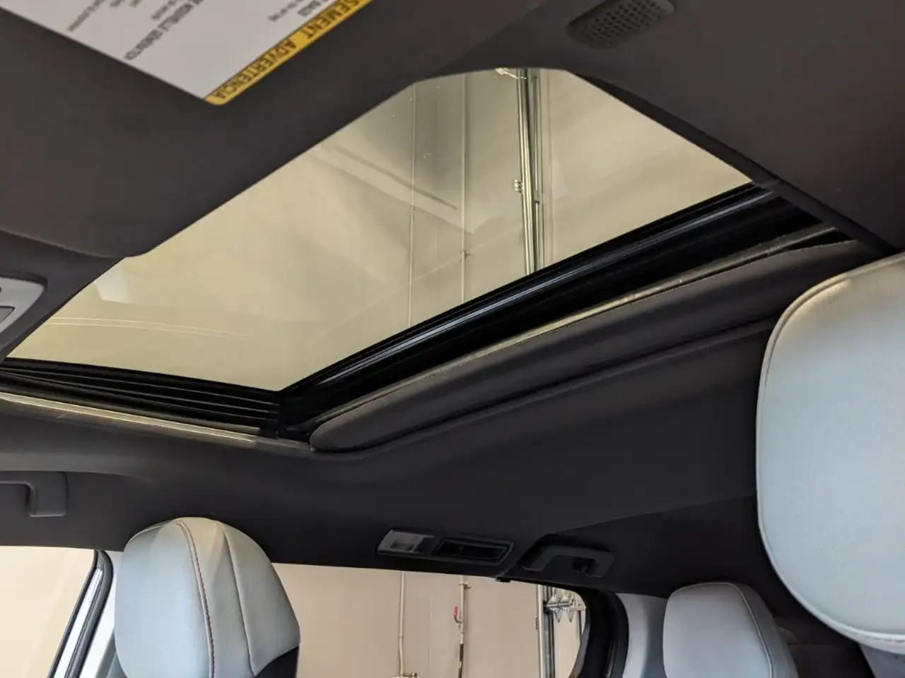 Toyota Sienna снимка Toyota Sienna
