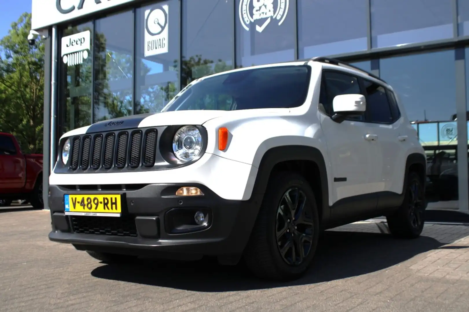 Jeep Renegade 1.4 MultiAIR NIGHT EAGLE / GRIJS KENTEKEN / Apple Blanc - 1