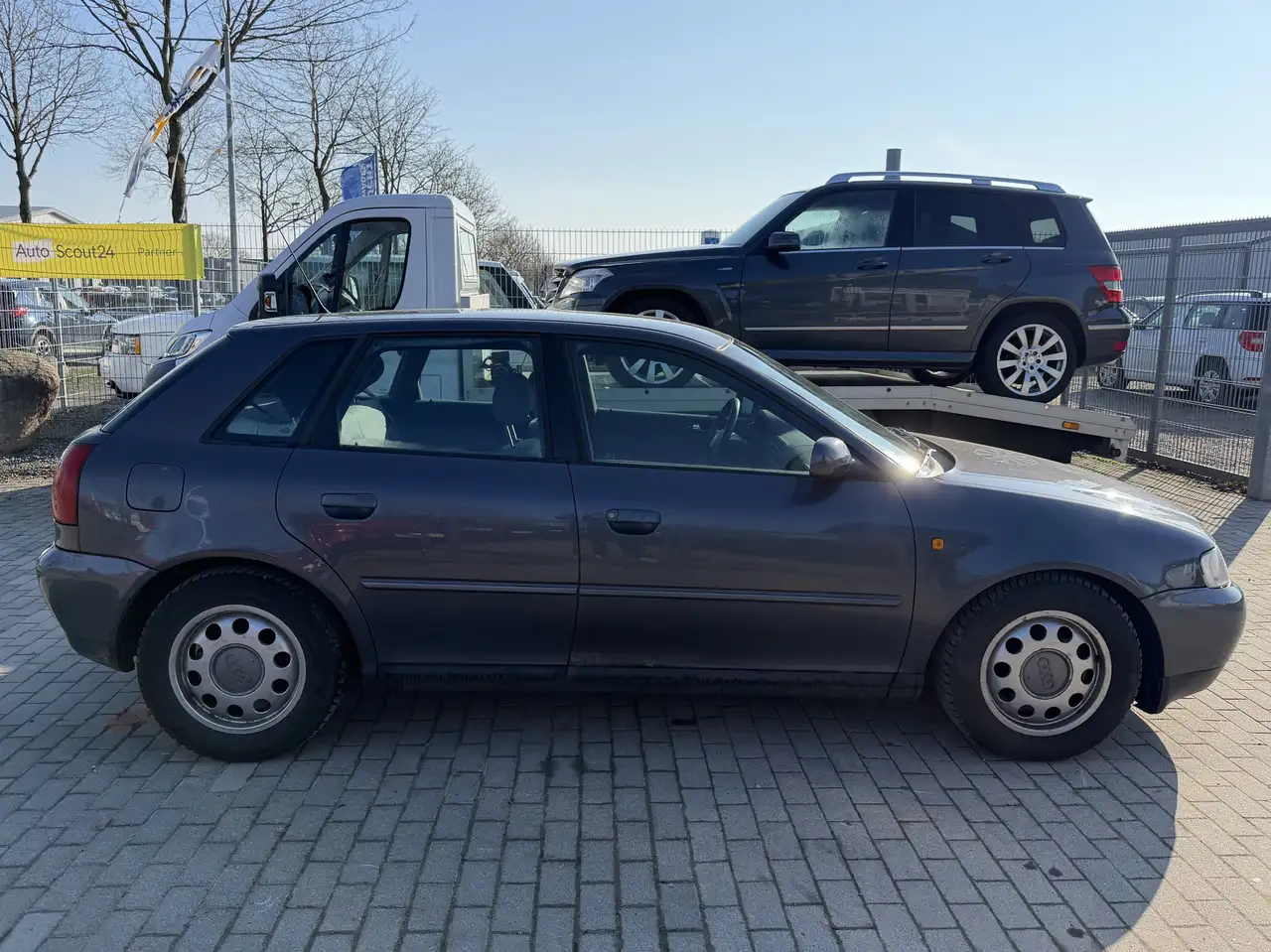 Audi A3 1.6 Ambiente Klimaautomatik AHK PDC, foto 4