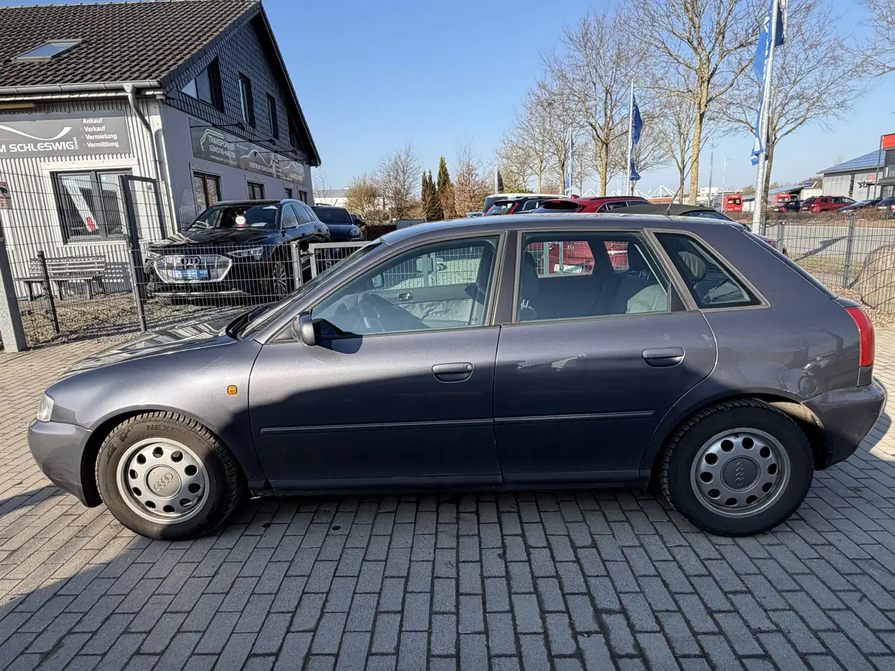 Audi A3 1.6 Ambiente Klimaautomatik AHK PDC, foto 10